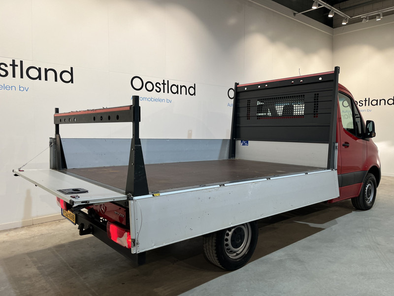 Mercedes-Benz Sprinter 317 CDI L2 RWD Automaat Open Laadbak / Euro 6 / Trekhaak 3500 KG / Airco / Cruise Control / CarPlay / Navigatie / 64.150 KM !! / BPM VRIJ !! - Furgone con cassone fisso: foto 2 Mercedes-Benz Sprinter 317 CDI L2 RWD Automaat Open Laadbak / Euro 6 / Trekhaak 3500 KG / Airco / Cruise Control / CarPlay / Navigatie / 64.150 KM !! / BPM VRIJ !! - Furgone con cassone fisso: foto 2