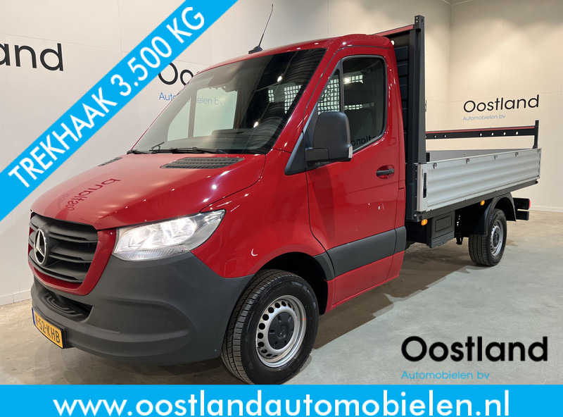 Mercedes-Benz Sprinter 317 CDI L2 RWD Automaat Open Laadbak / Euro 6 / Trekhaak 3500 KG / Airco / Cruise Control / CarPlay / Navigatie / 64.150 KM !! / BPM VRIJ !! - Furgone con cassone fisso: foto 1 Mercedes-Benz Sprinter 317 CDI L2 RWD Automaat Open Laadbak / Euro 6 / Trekhaak 3500 KG / Airco / Cruise Control / CarPlay / Navigatie / 64.150 KM !! / BPM VRIJ !! - Furgone con cassone fisso: foto 1