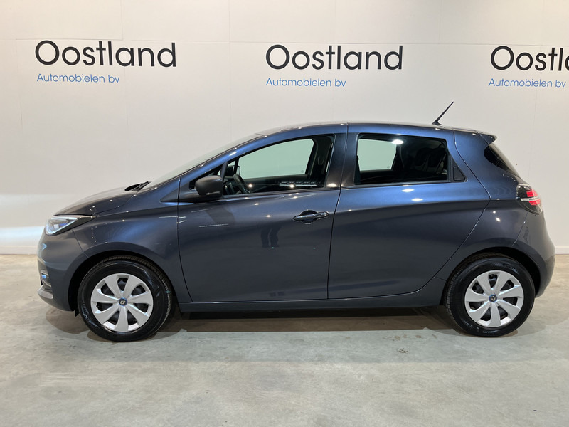 Renault ZOE R110 Life 52 kWh (Incl. Accu) / CarPlay / Airco / Cruise Control / 34.000 KM !! Prijs ex BTW € 11.530,- - Hatchback: foto 2 Renault ZOE R110 Life 52 kWh (Incl. Accu) / CarPlay / Airco / Cruise Control / 34.000 KM !! Prijs ex BTW € 11.530,- - Hatchback: foto 2