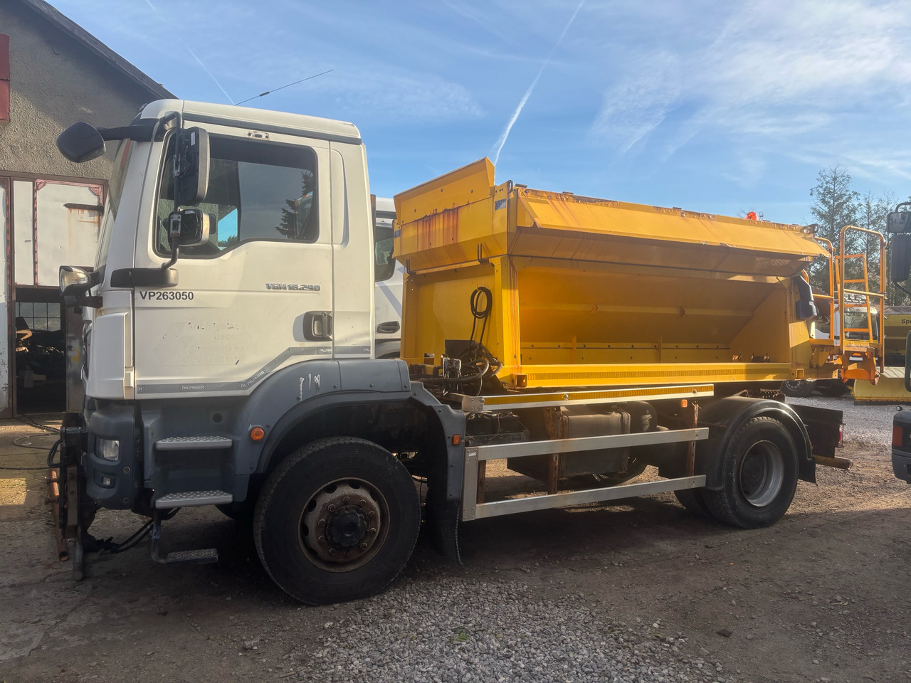 MAN TGM 18.290 4x4BB SPREADER/GRITTER/Plough - Mezzo spazzaneve: foto 5 MAN TGM 18.290 4x4BB SPREADER/GRITTER/Plough - Mezzo spazzaneve: foto 5