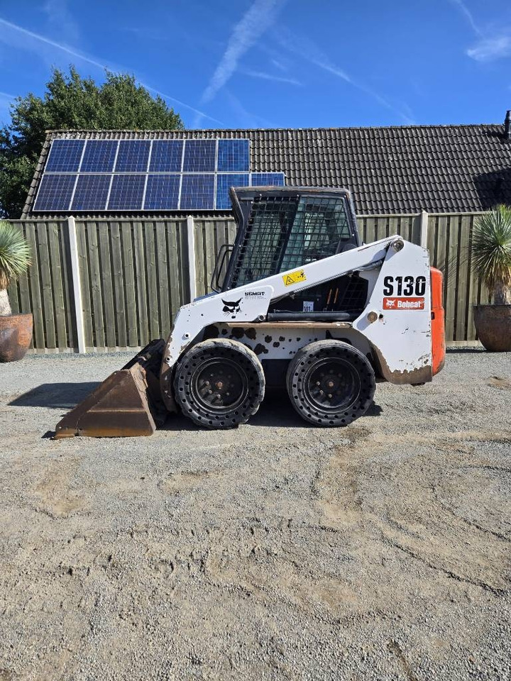 Bobcat S 130 - Minipala: foto 1 Bobcat S 130 - Minipala: foto 1