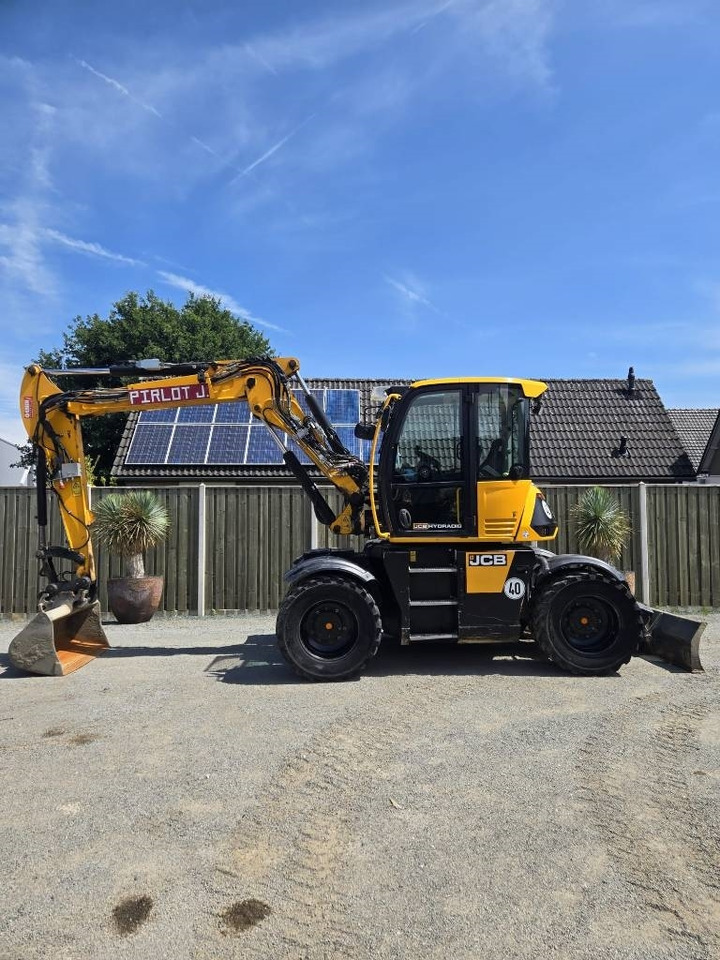 JCB 110 W - Escavatore gommato: foto 1 JCB 110 W - Escavatore gommato: foto 1