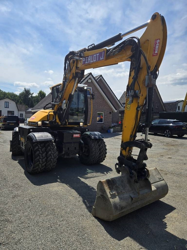 JCB 110 W - Escavatore gommato: foto 5 JCB 110 W - Escavatore gommato: foto 5