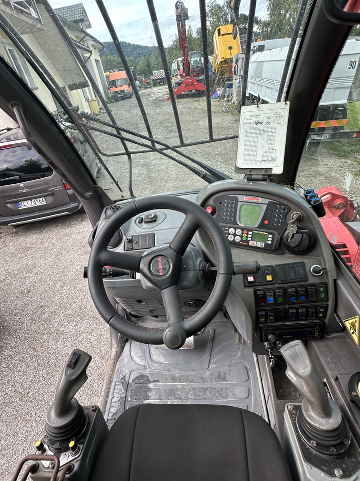 Sollevatore telescopico MANITOU MRT2540 Privilege: foto 7