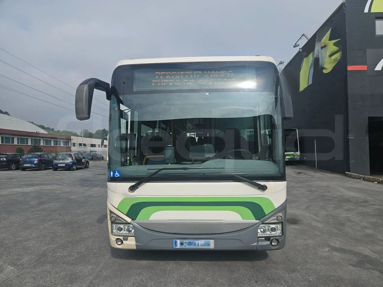 Iveco Crossway Low Entry - Autobus urbano: foto 2 Iveco Crossway Low Entry - Autobus urbano: foto 2