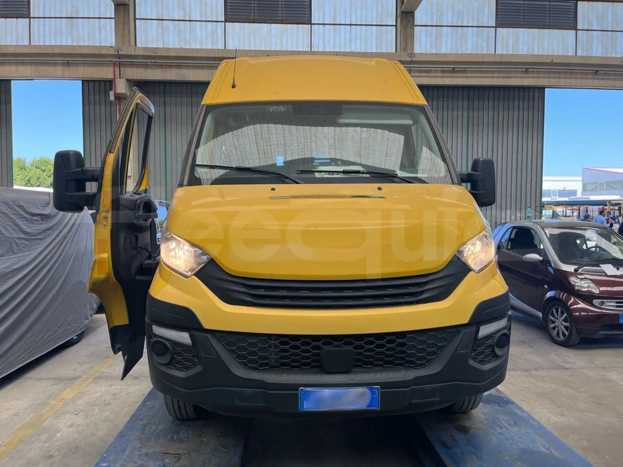 Iveco Daily - Scuolabus: foto 2 Iveco Daily - Scuolabus: foto 2