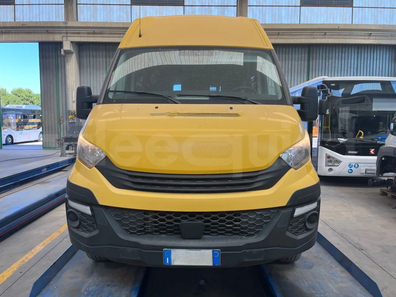 Iveco Daily - Scuolabus: foto 2 Iveco Daily - Scuolabus: foto 2