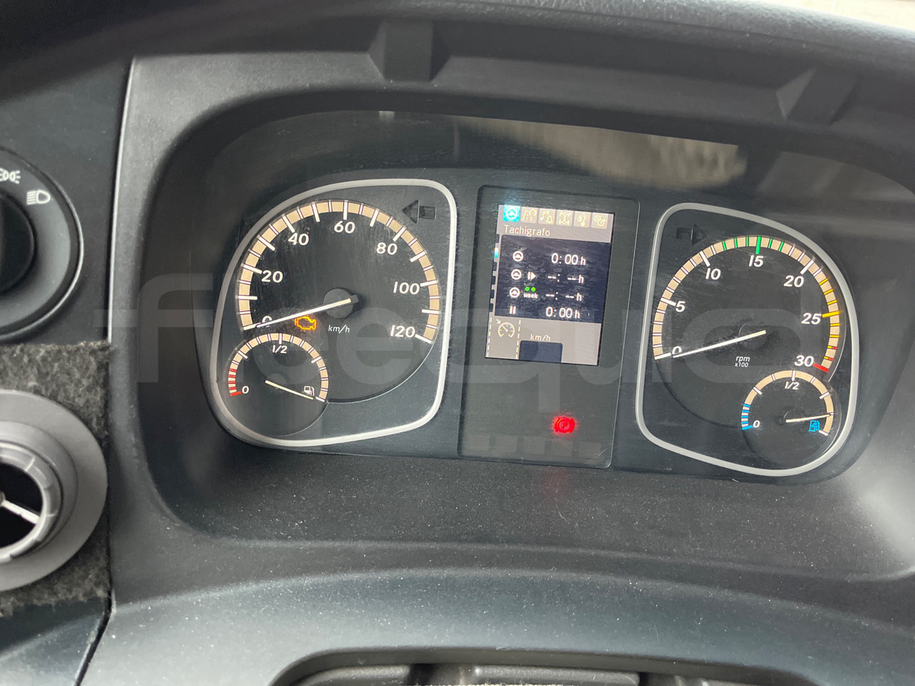 Mercedes-Benz Atego - Pullman: foto 3 Mercedes-Benz Atego - Pullman: foto 3