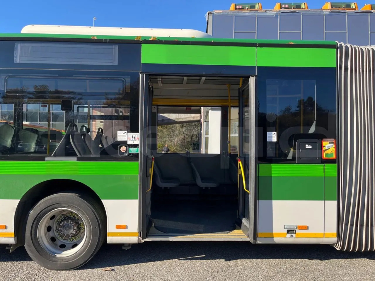 Autobus urbano Mercedes-Benz O 530: foto 15