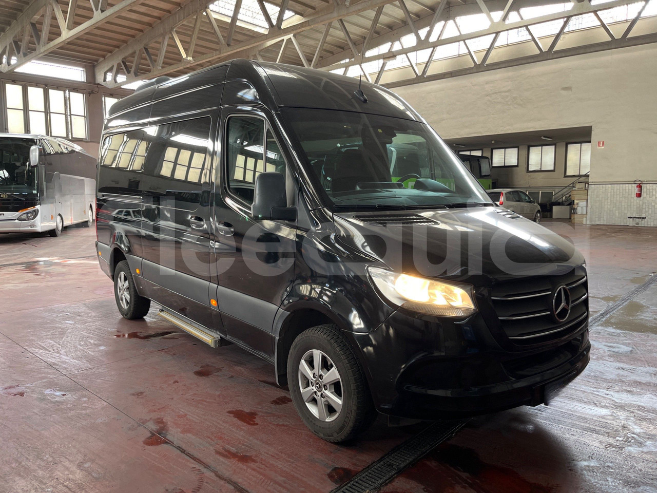 Mercedes-Benz Sprinter - Pullman: foto 1 Mercedes-Benz Sprinter - Pullman: foto 1