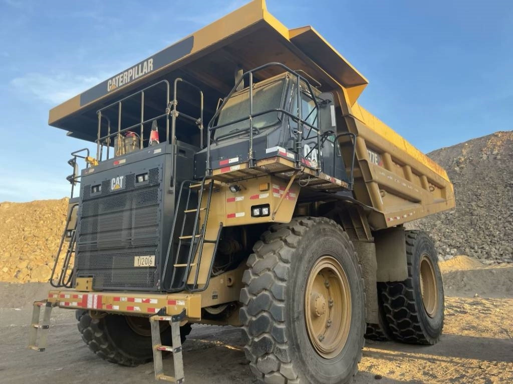 CAT 777e - Dumper rigido: foto 1 CAT 777e - Dumper rigido: foto 1