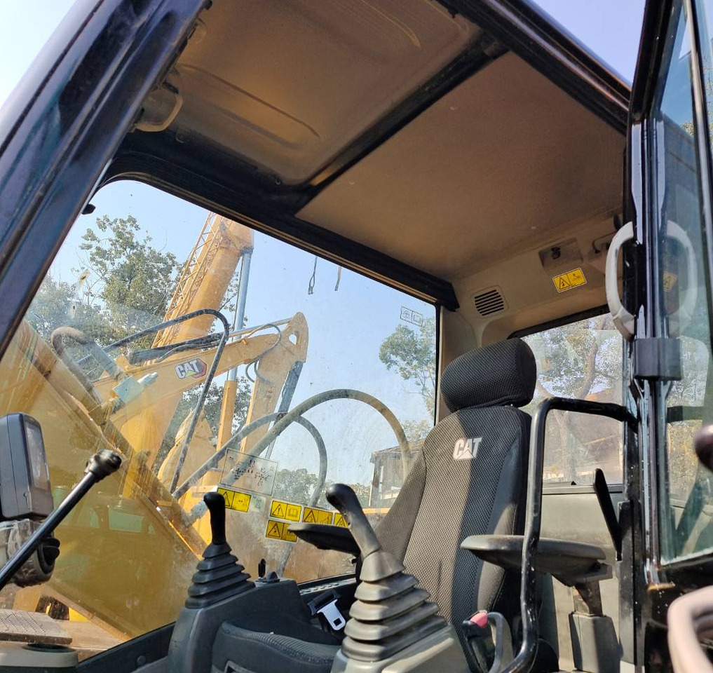 CATERPILLAR 313D2GC - Escavatore cingolato: foto 5 CATERPILLAR 313D2GC - Escavatore cingolato: foto 5