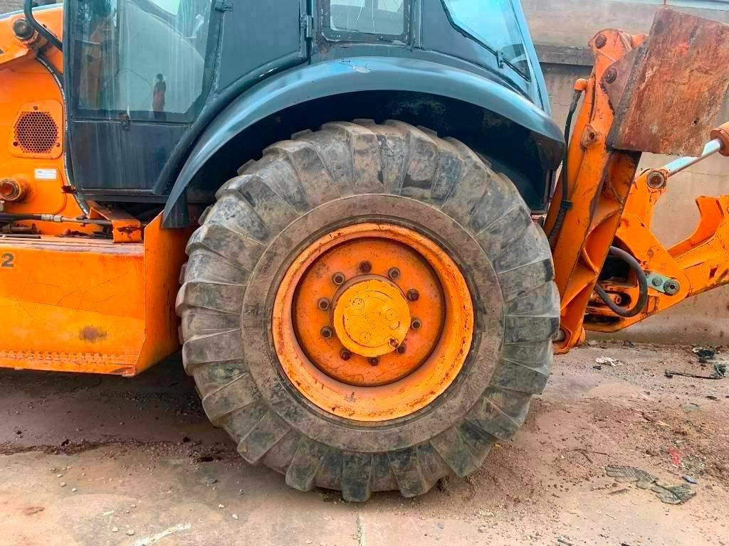 Case 580 M - Terna: foto 4 Case 580 M - Terna: foto 4