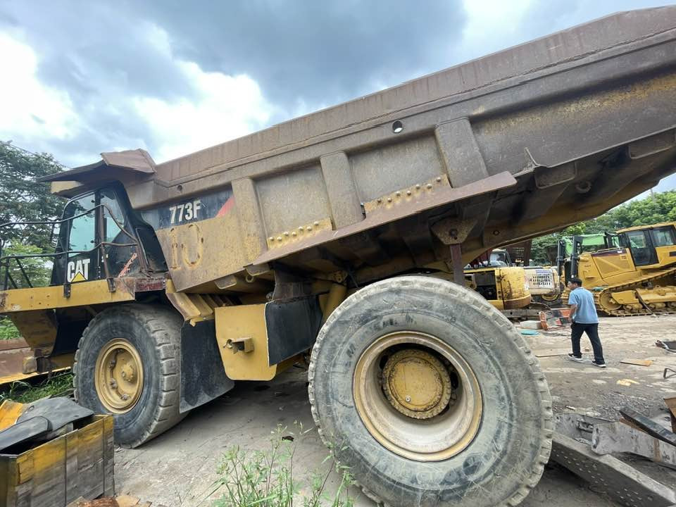 Caterpillar Cat 773f - Dumper rigido: foto 1 Caterpillar Cat 773f - Dumper rigido: foto 1