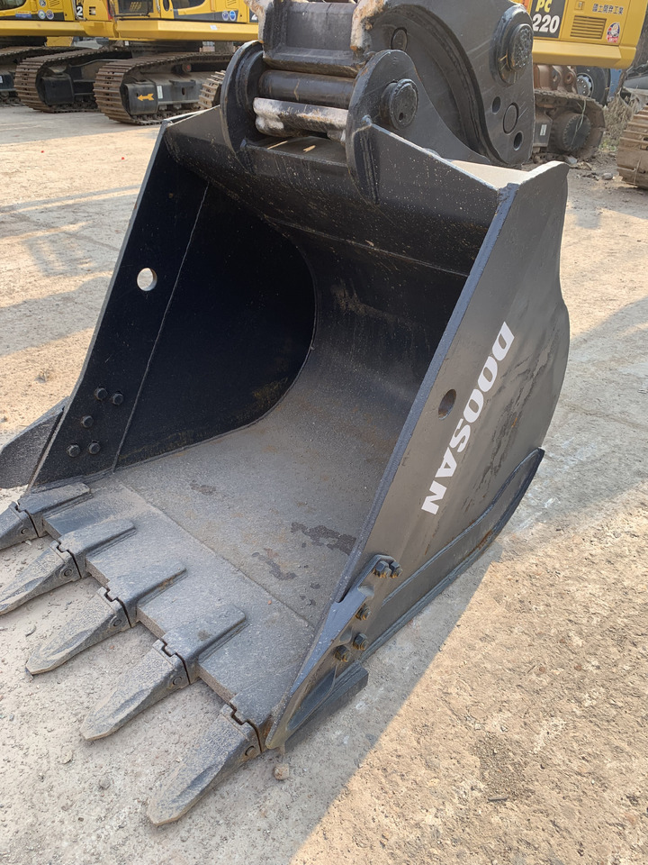 DOOSAN DX300LC-9C - Escavatore gommato: foto 3 DOOSAN DX300LC-9C - Escavatore gommato: foto 3