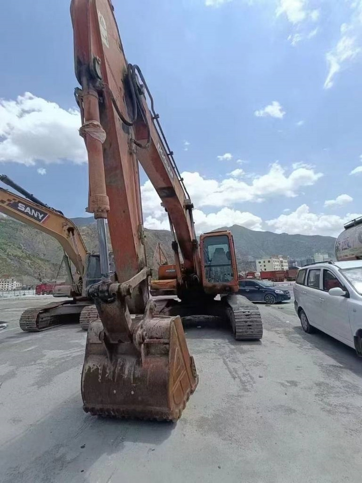 Doosan DX 225 DH225LC-9 - Escavatore cingolato: foto 1 Doosan DX 225 DH225LC-9 - Escavatore cingolato: foto 1