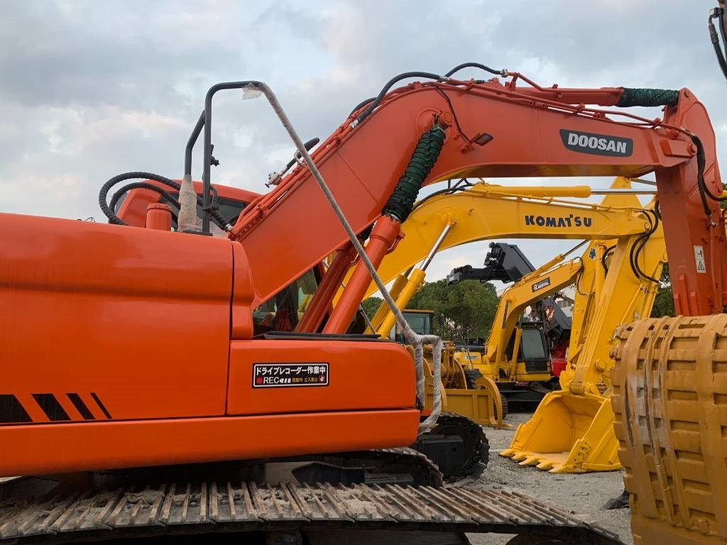 Doosan DX 225 LC - Escavatore cingolato: foto 1 Doosan DX 225 LC - Escavatore cingolato: foto 1