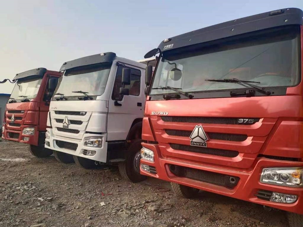 Howo 6X4 - Autocarro ribaltabile: foto 5 Howo 6X4 - Autocarro ribaltabile: foto 5