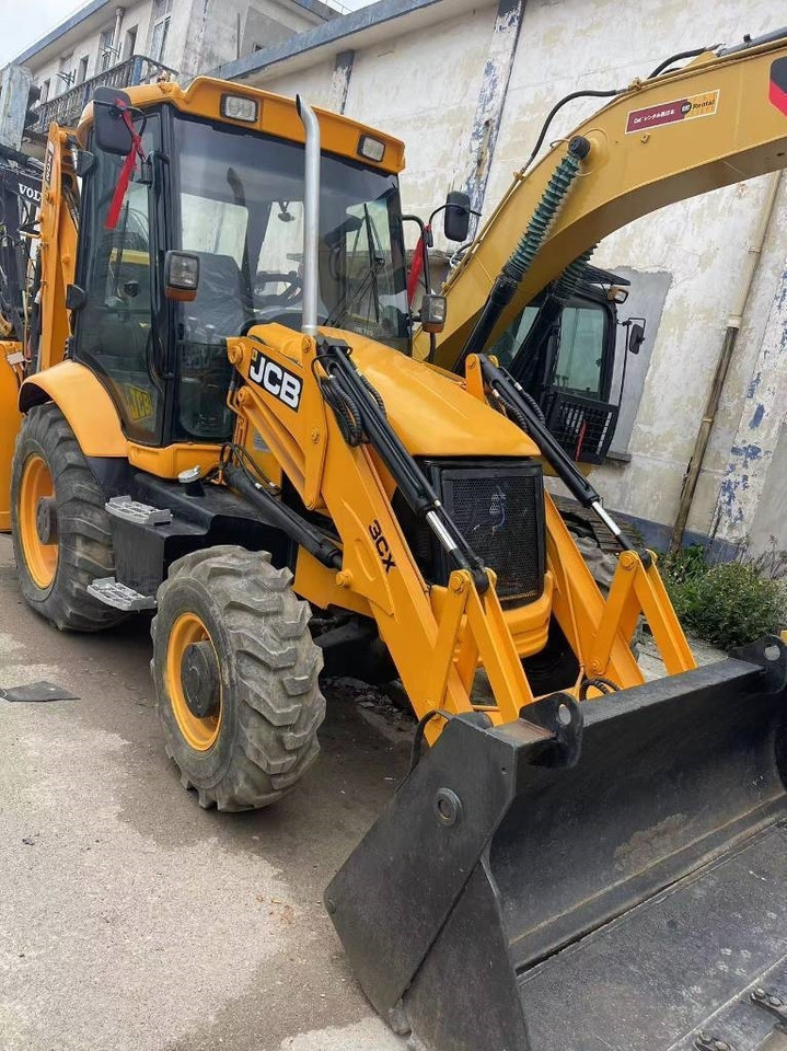 JCB 3CX - Terna: foto 4 JCB 3CX - Terna: foto 4