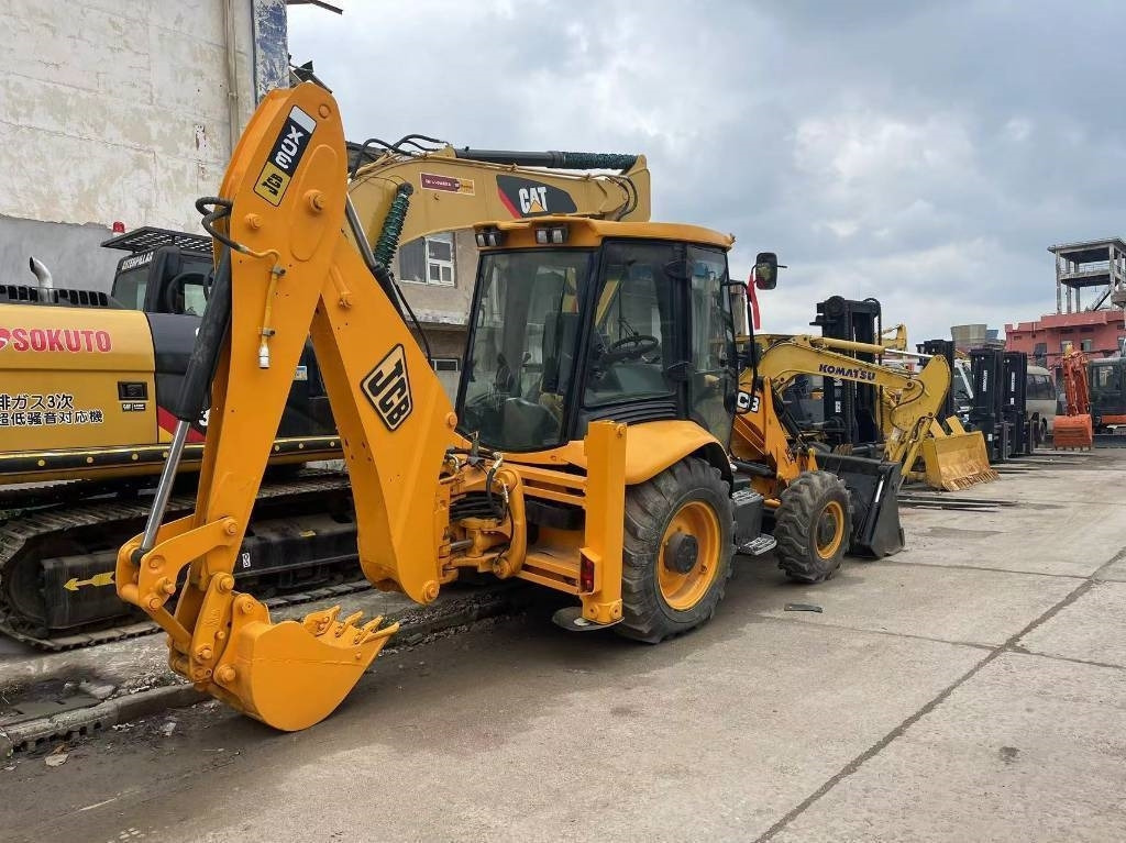 JCB 3CX - Terna: foto 3 JCB 3CX - Terna: foto 3