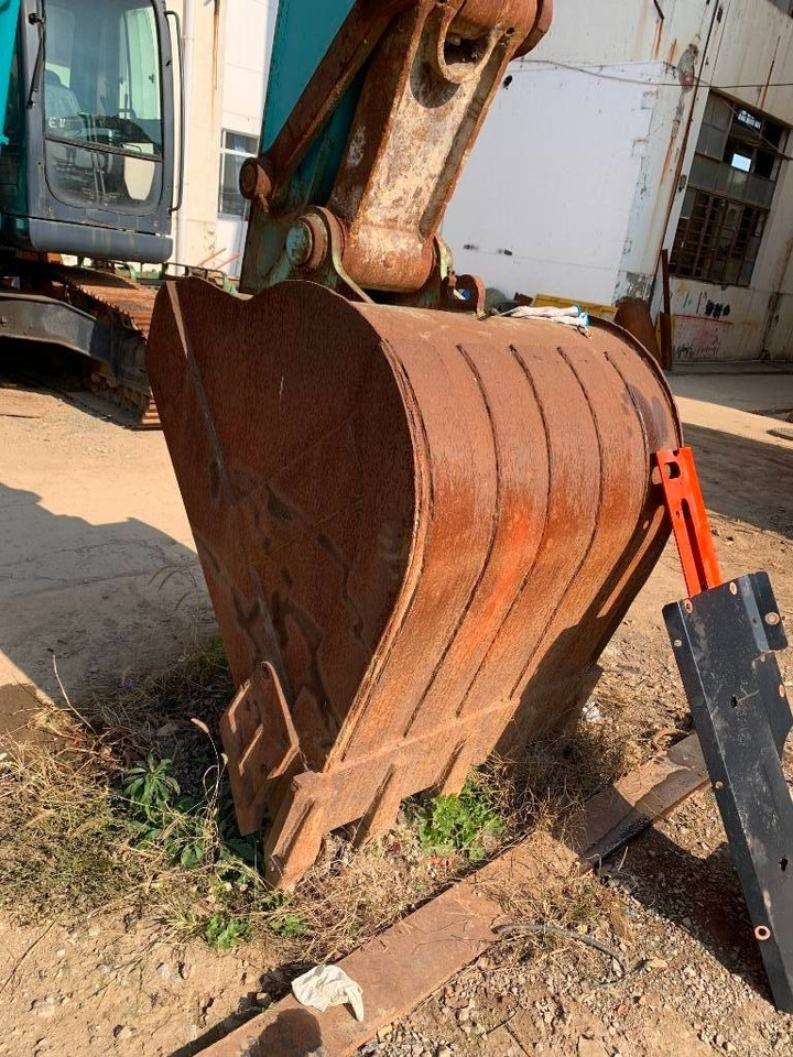 Kobelco SK 210 LC-8 - Escavatore cingolato: foto 3 Kobelco SK 210 LC-8 - Escavatore cingolato: foto 3