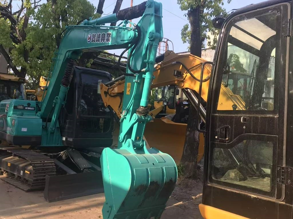 Kobelco SK 75 - Miniescavatore: foto 4 Kobelco SK 75 - Miniescavatore: foto 4