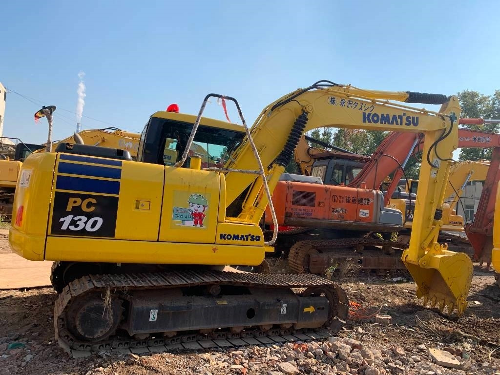 Komatsu PC 130 - Escavatore cingolato: foto 2 Komatsu PC 130 - Escavatore cingolato: foto 2