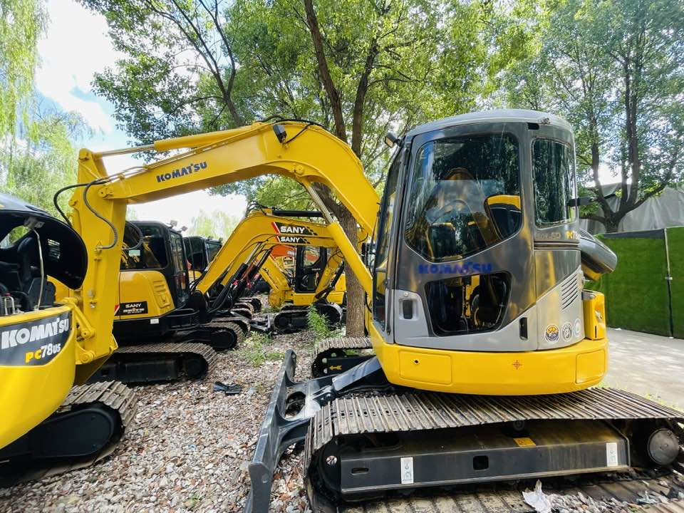 Komatsu PC78US-11 - Miniescavatore: foto 1 Komatsu PC78US-11 - Miniescavatore: foto 1