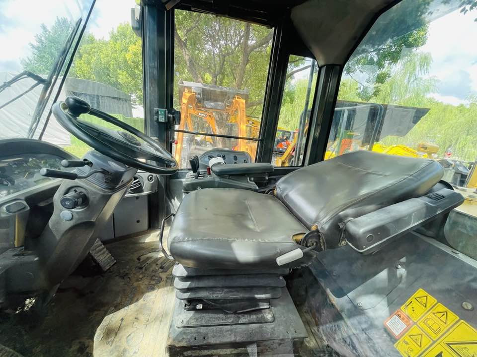 Komatsu WA380-8 - Pala gommata: foto 1 Komatsu WA380-8 - Pala gommata: foto 1