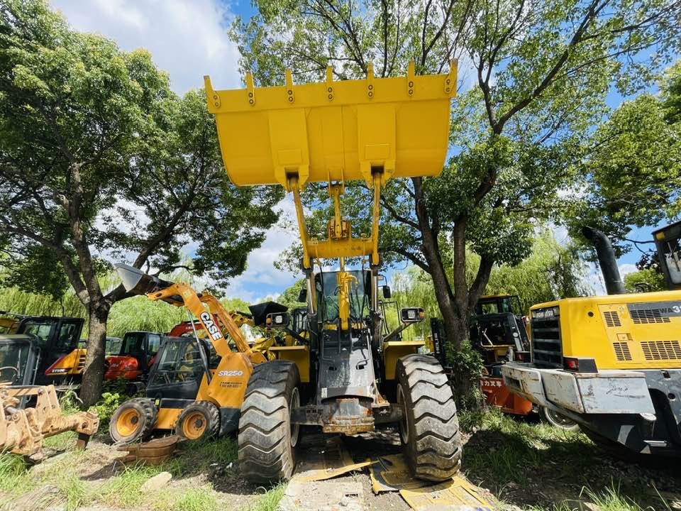 Komatsu WA380-8 - Pala gommata: foto 5 Komatsu WA380-8 - Pala gommata: foto 5