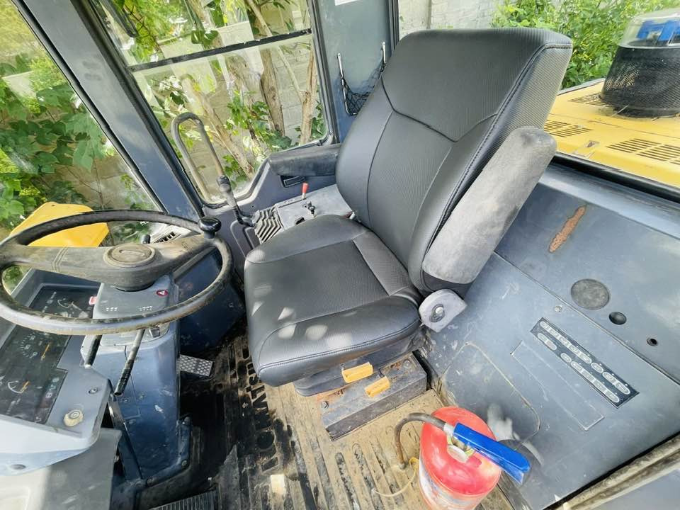 Komatsu WA380-8 - Pala gommata: foto 5 Komatsu WA380-8 - Pala gommata: foto 5