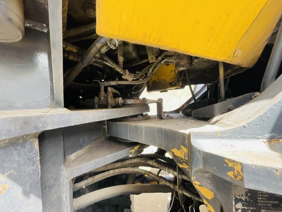 Komatsu WA500-8 - Pala gommata: foto 2 Komatsu WA500-8 - Pala gommata: foto 2