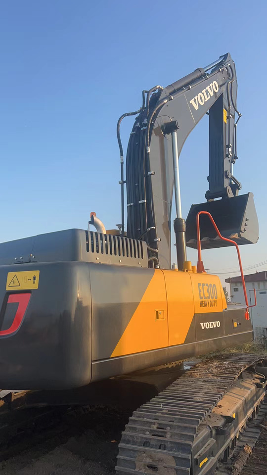 Vovlo EC300 - Escavatore gommato: foto 2 Vovlo EC300 - Escavatore gommato: foto 2