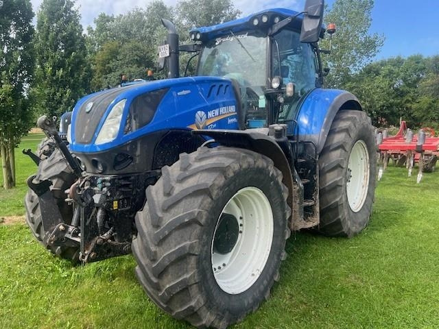 New Holland T7.315 AC - Trattore: foto 1 New Holland T7.315 AC - Trattore: foto 1