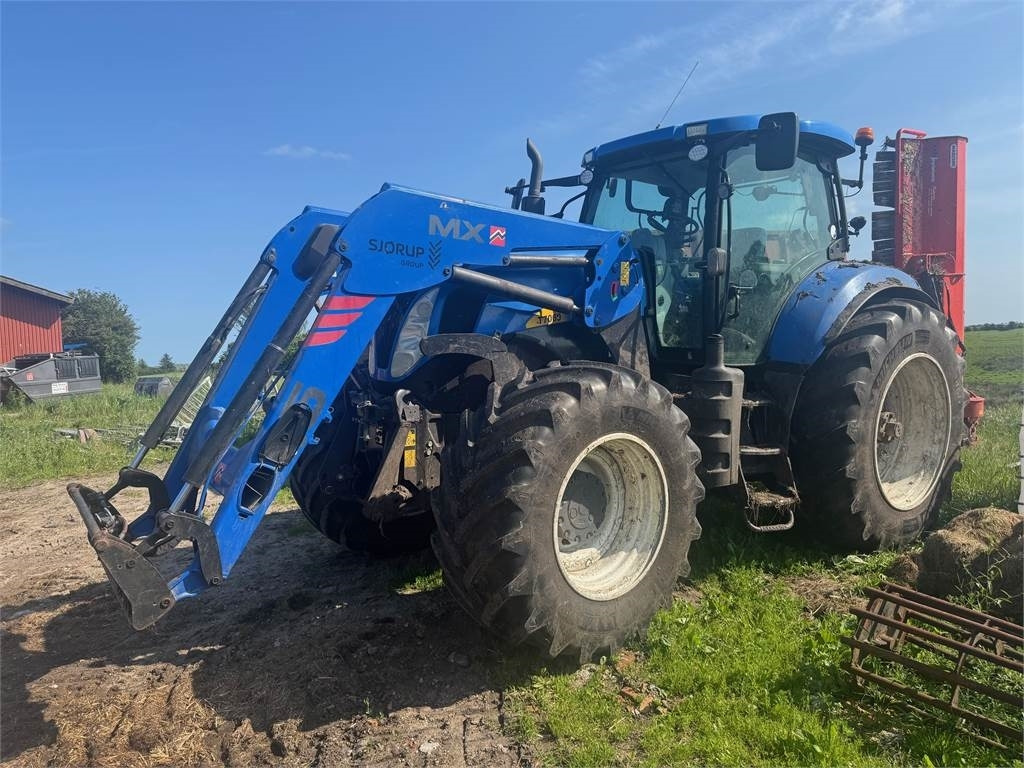 New Holland T7060TG - Trattore: foto 1 New Holland T7060TG - Trattore: foto 1