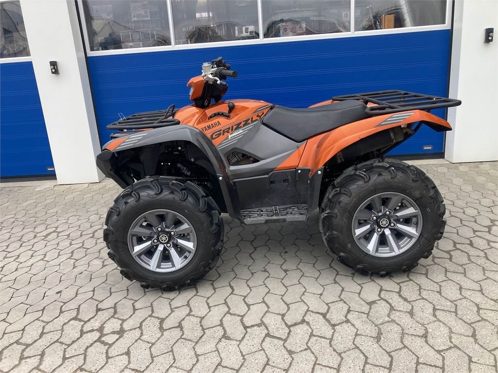 Yamaha YFM 700 GRIZZLY SE - Quad: foto 1 Yamaha YFM 700 GRIZZLY SE - Quad: foto 1