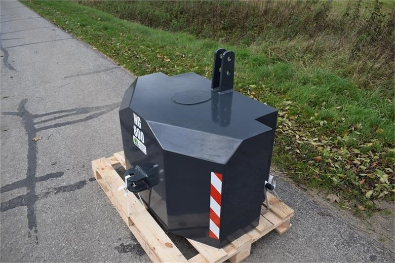 - - - 800 kilo J-Maskiner - Contrappeso per Macchina agricola: foto 2 - - - 800 kilo J-Maskiner - Contrappeso per Macchina agricola: foto 2