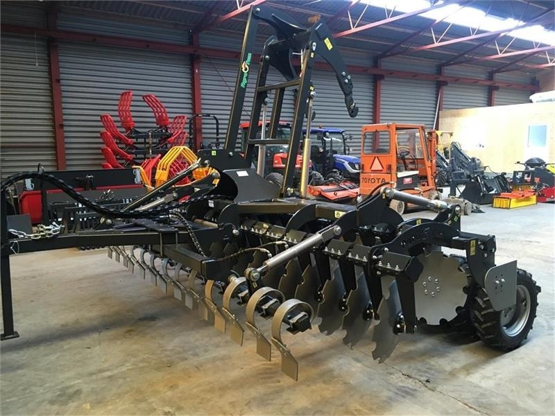 Agro - TOM 4 m. bugseret med slæbeplanke - Erpice a dischi: foto 3 Agro - TOM 4 m. bugseret med slæbeplanke - Erpice a dischi: foto 3