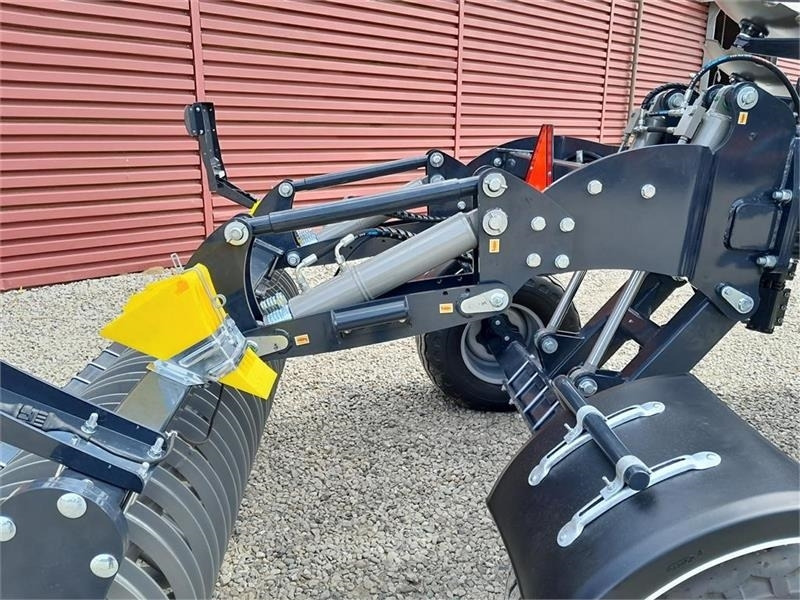 Agro - TOM 6.0 m. HD bugseret - Erpice a dischi: foto 5 Agro - TOM 6.0 m. HD bugseret - Erpice a dischi: foto 5