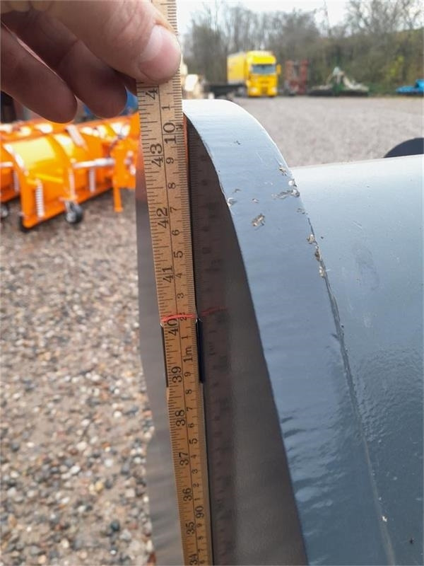 - Benna per escavatore: foto 4 - Benna per escavatore: foto 4