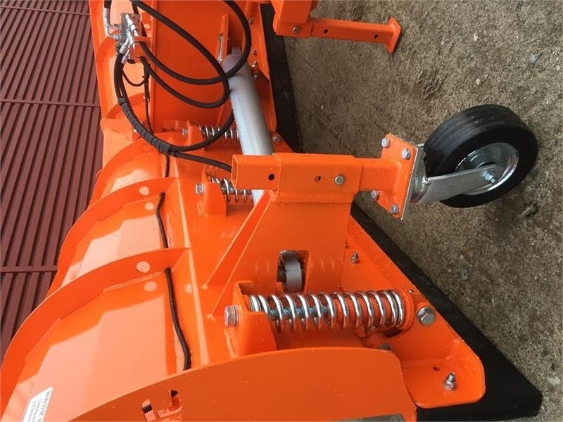 J-Maskiner Kombiplov 320 - Lama neve per Macchina agricola: foto 5 J-Maskiner Kombiplov 320 - Lama neve per Macchina agricola: foto 5