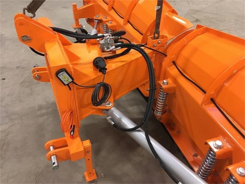 - - - J-Maskiner Kombiplov 400 - Lama neve per Macchina agricola: foto 4 - - - J-Maskiner Kombiplov 400 - Lama neve per Macchina agricola: foto 4