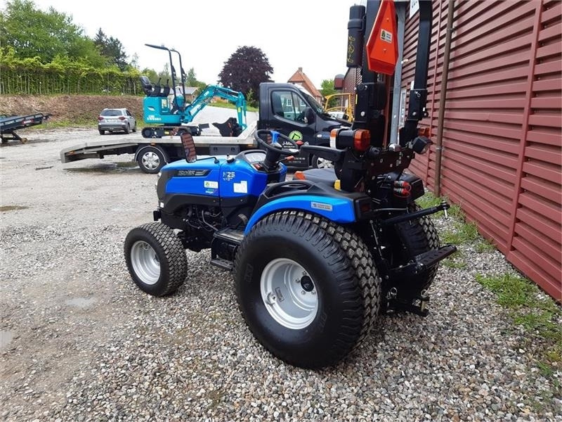 Solis 26 hst - Trattore comunale: foto 2 Solis 26 hst - Trattore comunale: foto 2