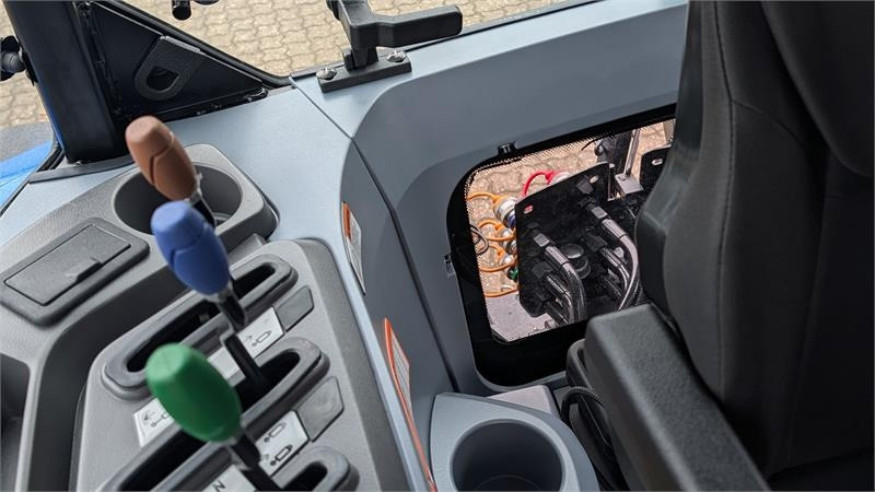 Trattore Solis 60: foto 21