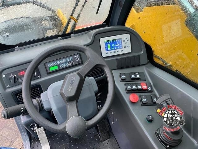 - - - XCMG XC6-2506E - Sollevatore telescopico: foto 4 - - - XCMG XC6-2506E - Sollevatore telescopico: foto 4