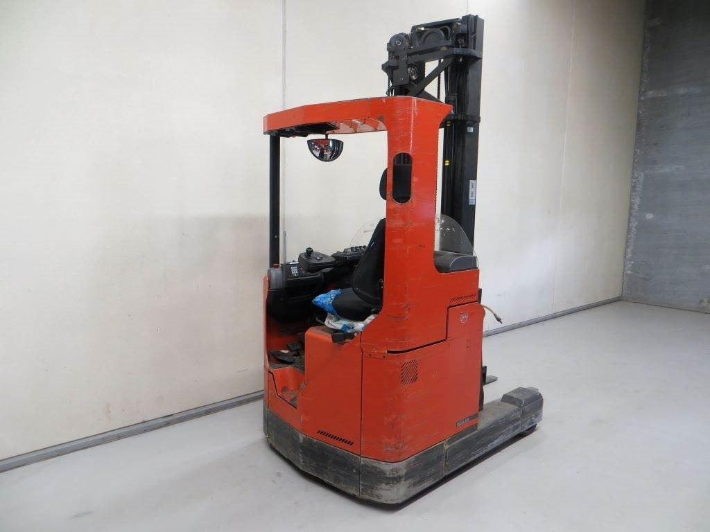BT RR E2 - Carrello retrattile: foto 4 BT RR E2 - Carrello retrattile: foto 4
