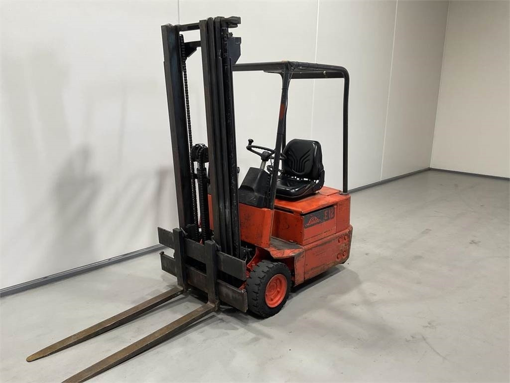 Linde E12 - Carrello elevatore elettrico: foto 4 Linde E12 - Carrello elevatore elettrico: foto 4