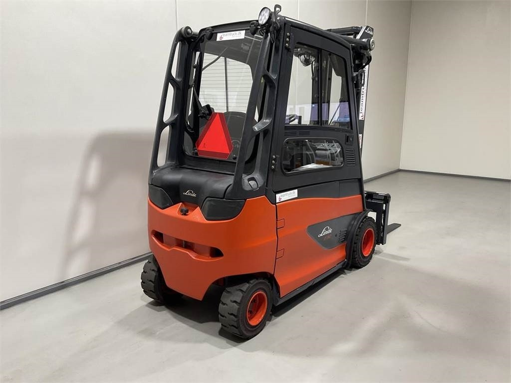 Linde E30HL-01/600 - Carrello elevatore elettrico: foto 2 Linde E30HL-01/600 - Carrello elevatore elettrico: foto 2