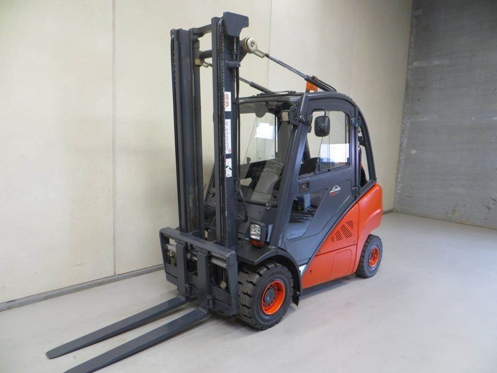 Linde H25T - Carrello elevatore a gas: foto 3 Linde H25T - Carrello elevatore a gas: foto 3