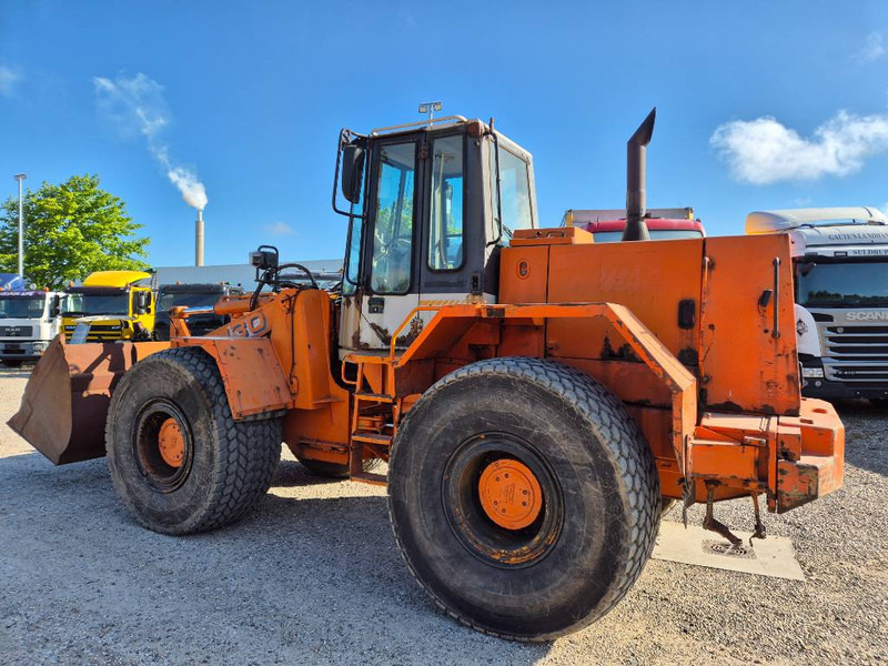 Hitachi FR 130 - Pala gommata: foto 4 Hitachi FR 130 - Pala gommata: foto 4
